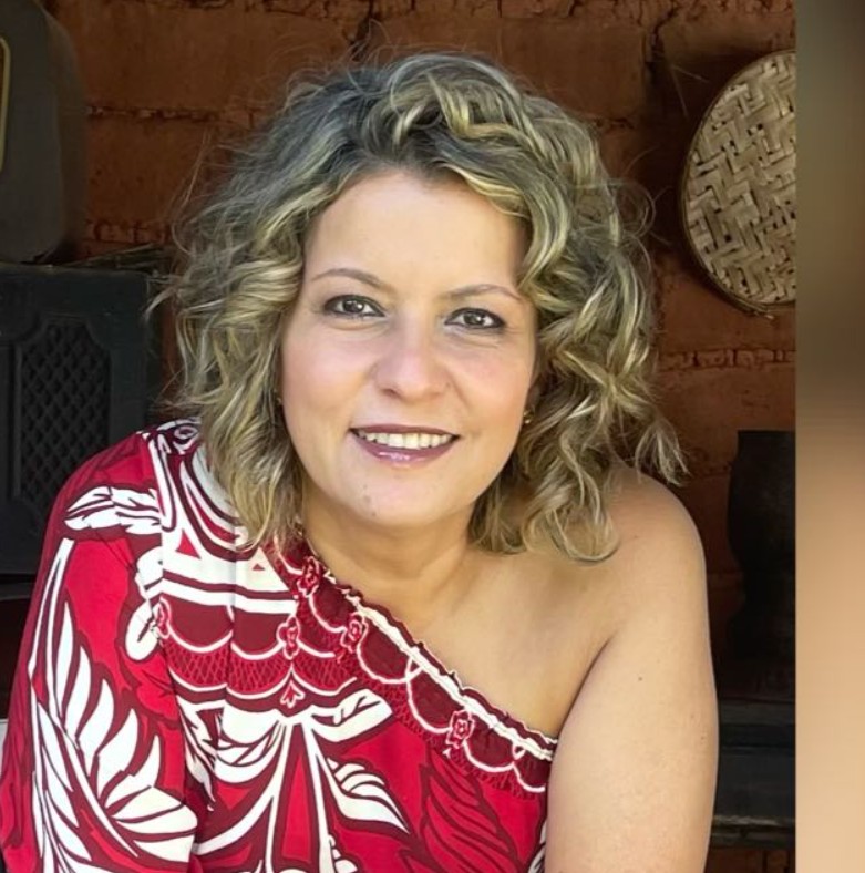 Lívia Carrér Borges Dias Rodrigues
